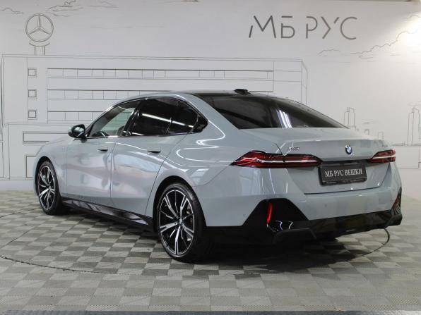 BMW 5 серии VIII (G60/G61/G68) с пробегом 2024 года, цена 7 250 000 рублей, 42000 км, седан, Автокод Объявления