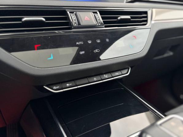 Hongqi HS5 I с пробегом 2023 года, цена 2 365 000 рублей, 78000 км, внедорожник, Автокод Объявления