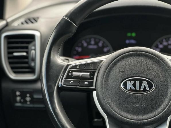 Kia Sportage IV Рестайлинг с пробегом 2018 года, цена 2 069 000 рублей, 132198 км, внедорожник, Автокод Объявления