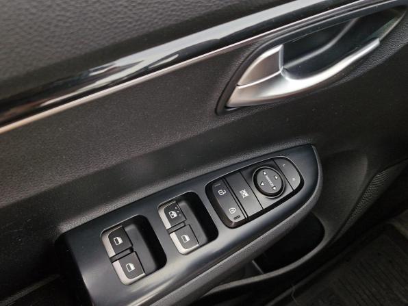 Kia Rio IV с пробегом 2018 года, цена 1 539 000 рублей, 142190 км, хэтчбек, Автокод Объявления