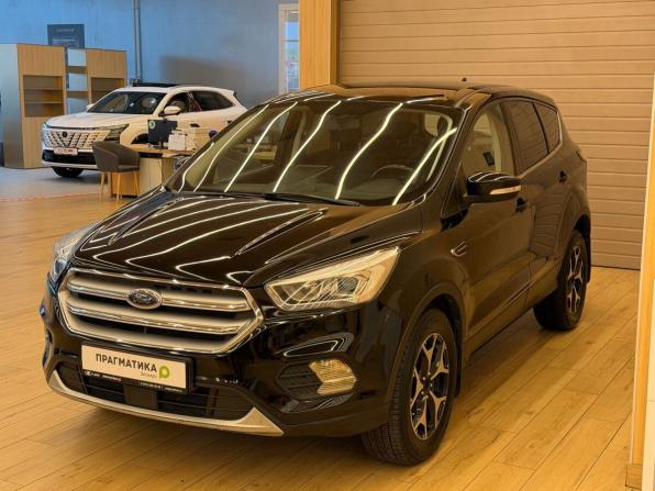 Ford Kuga II Рестайлинг с пробегом 2017 года, цена 1 590 000 рублей, 124000 км, внедорожник, Автокод Объявления