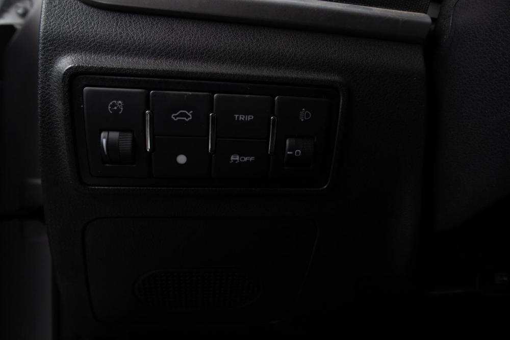 Geely Emgrand 7 I Рестайлинг Оренбург  - изображение 16