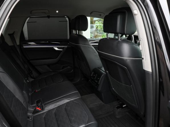 Volkswagen Touareg III с пробегом 2018 года, цена 4 798 000 рублей, 119000 км, внедорожник, Автокод Объявления