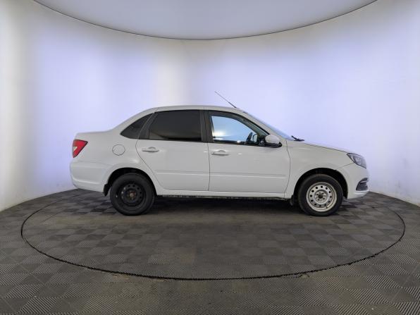 Lada (ВАЗ) Granta I Рестайлинг с пробегом 2024 года, цена 740 000 рублей, 60951 км, седан, Автокод Объявления