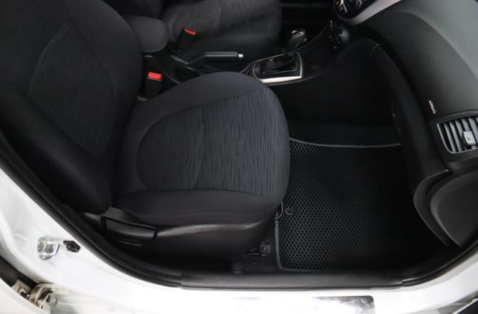 Hyundai Solaris I Рестайлинг с пробегом 2015 года, цена 1 025 250 рублей, 210699 км, седан, Автокод Объявления