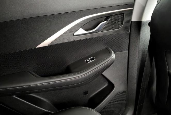 Omoda C5 I с пробегом 2022 года, цена 1 780 000 рублей, 32666 км, внедорожник, Автокод Объявления