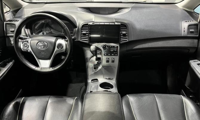 Toyota Venza I Рестайлинг с пробегом 2013 года, цена 1 849 000 рублей, 190314 км, внедорожник, Автокод Объявления