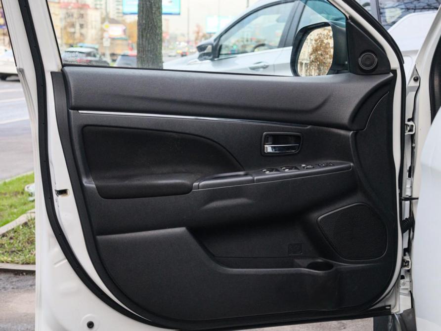 Mitsubishi ASX I Рестайлинг 2 Москва  - изображение 12