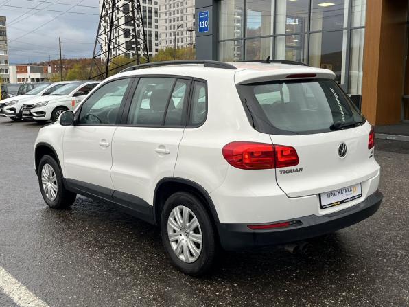 Volkswagen Tiguan I Рестайлинг с пробегом 2012 года, цена 999 000 рублей, 110000 км, внедорожник, Автокод Объявления
