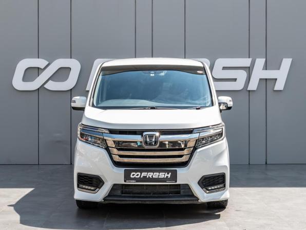 Honda Stepwgn V Рестайлинг с пробегом 2019 года, цена 2 360 000 рублей, 92485 км, минивэн, Автокод Объявления