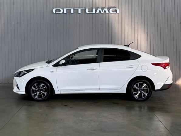 Hyundai Solaris II Рестайлинг с пробегом 2021 года, цена 1 437 000 рублей, 161000 км, седан, Автокод Объявления