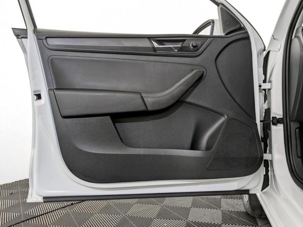 Skoda Rapid II с пробегом 2021 года, цена 1 200 000 рублей, 171484 км, лифтбек, Автокод Объявления