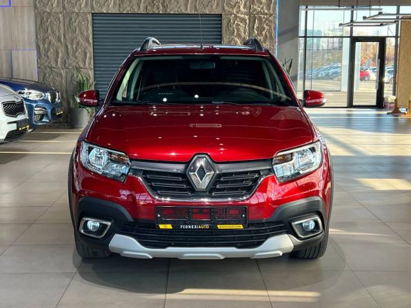 Renault Sandero II Рестайлинг с пробегом 2019 года, цена 1 350 000 рублей, 55700 км, хэтчбек, Автокод Объявления