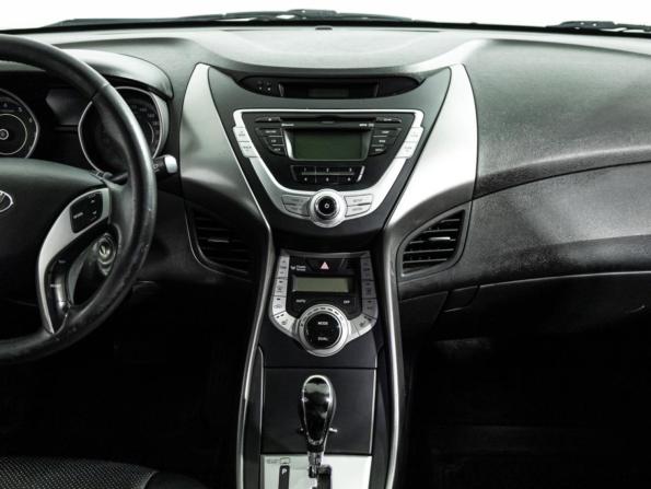 Hyundai Avante V с пробегом 2011 года, цена 1 119 700 рублей, 103981 км, седан, Автокод Объявления