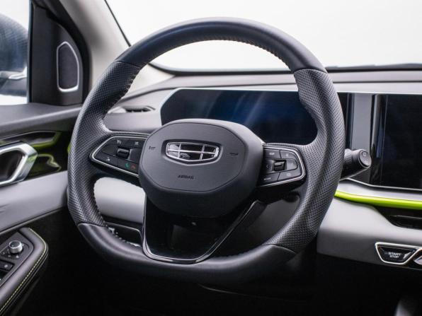 Geely Coolray I Рестайлинг с пробегом 2023 года, цена 1 970 000 рублей, 41399 км, внедорожник, Автокод Объявления