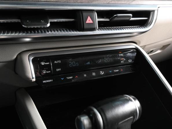 Kia K5 III с пробегом 2021 года, цена 2 340 000 рублей, 133892 км, седан, Автокод Объявления