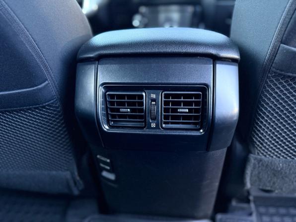 Toyota Land Cruiser Prado 150 Series Рестайлинг 1 с пробегом 2014 года, цена 3 180 000 рублей, 190000 км, внедорожник, Автокод Объявления