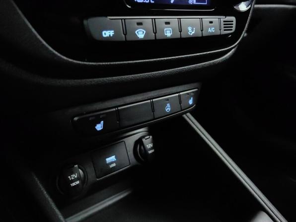 Hyundai Solaris II Рестайлинг с пробегом 2020 года, цена 1 579 000 рублей, 57000 км, седан, Автокод Объявления