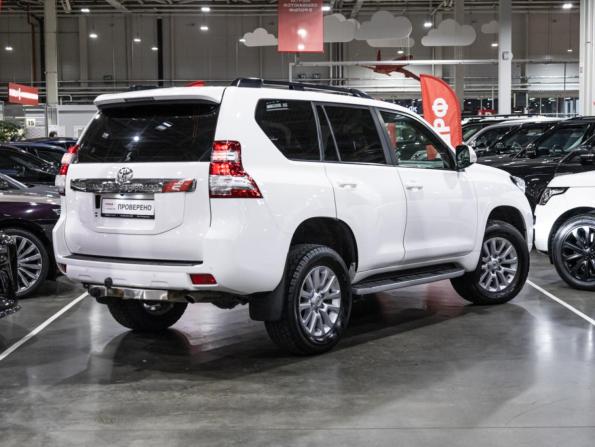 Toyota Land Cruiser Prado 150 Series Рестайлинг 1 с пробегом 2014 года, цена 3 100 989 рублей, 228711 км, внедорожник, Автокод Объявления