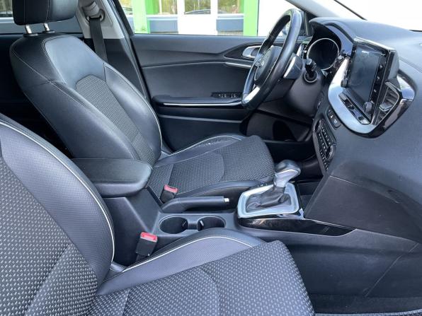Kia Ceed III с пробегом 2020 года, цена 1 835 000 рублей, 117401 км, универсал, Автокод Объявления
