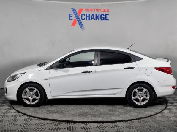 Hyundai Solaris I с пробегом 2012 года, цена 715 000 рублей, 172169 км, седан, Автокод Объявления