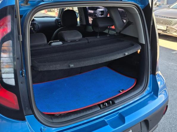 Kia Soul II Рестайлинг с пробегом 2018 года, цена 1 375 000 рублей, 170880 км, хэтчбек, Автокод Объявления