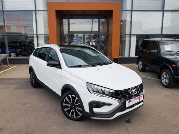 Lada (ВАЗ) Vesta I Рестайлинг (NG) с пробегом 2025 года, цена 2 049 000 рублей, 1288 км, седан, Автокод Объявления