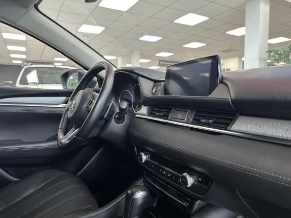 Mazda 6 III (GJ) Рестайлинг 2 с пробегом 2019 года, цена 2 355 000 рублей, 37500 км, седан, Автокод Объявления
