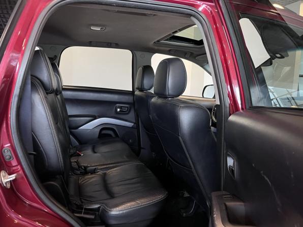 Mitsubishi Outlander II с пробегом 2007 года, цена 771 000 рублей, 451797 км, внедорожник, Автокод Объявления