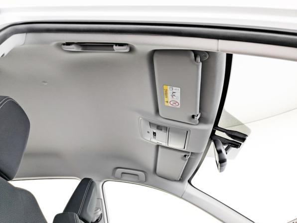 Toyota RAV4 IV (XA40) Рестайлинг с пробегом 2015 года, цена 2 250 000 рублей, 111772 км, внедорожник, Автокод Объявления