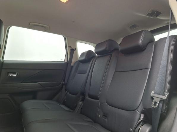 Mitsubishi Outlander III Рестайлинг 3 с пробегом 2018 года, цена 2 619 000 рублей, 107113 км, внедорожник, Автокод Объявления