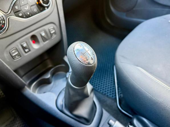 Renault Sandero II Рестайлинг с пробегом 2020 года, цена 1 249 000 рублей, 78000 км, хэтчбек, Автокод Объявления