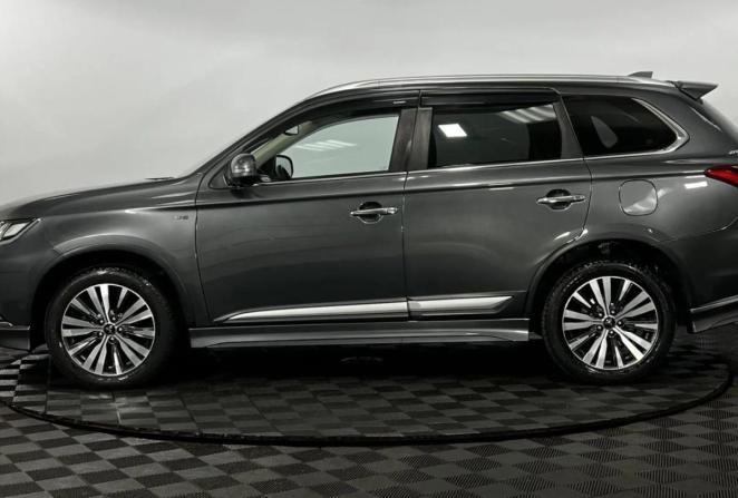 Mitsubishi Outlander III Рестайлинг 3 с пробегом 2019 года, цена 2 650 000 рублей, 155260 км, внедорожник, Автокод Объявления