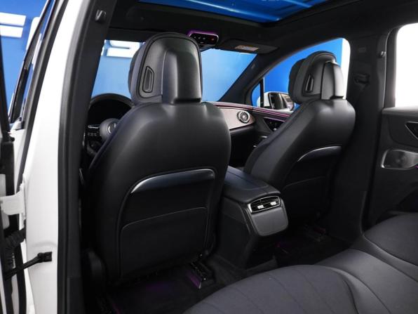 Mercedes-Benz EQE SUV с пробегом 2023 года, цена 7 649 056 рублей, 22995 км, внедорожник, Автокод Объявления