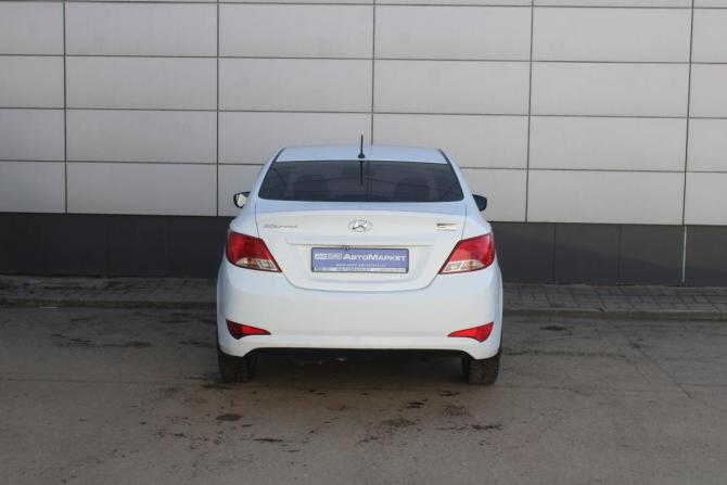 Hyundai Solaris I Рестайлинг с пробегом 2016 года, цена 795 000 рублей, 201397 км, седан, Автокод Объявления