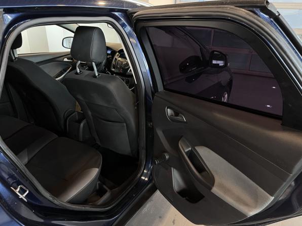 Ford Focus III с пробегом 2012 года, цена 595 000 рублей, 230503 км, универсал, Автокод Объявления