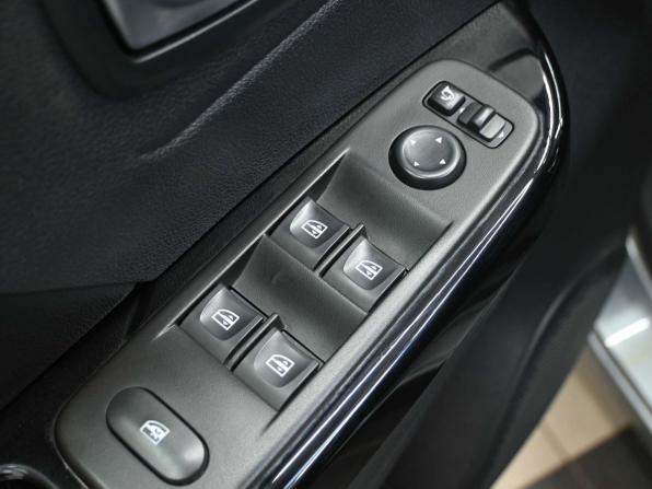Renault Kaptur I Рестайлинг с пробегом 2020 года, цена 1 529 900 рублей, 114000 км, внедорожник, Автокод Объявления