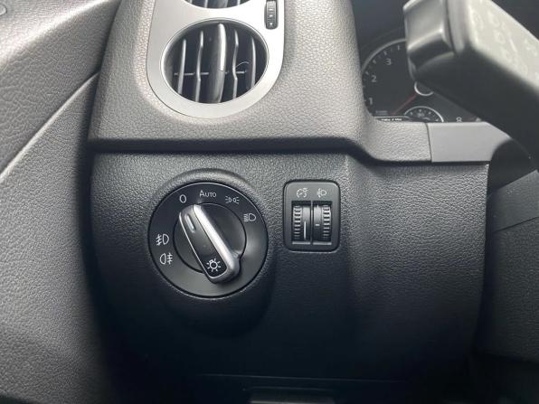 Volkswagen Tiguan I Рестайлинг с пробегом 2015 года, цена 1 329 000 рублей, 137621 км, внедорожник, Автокод Объявления