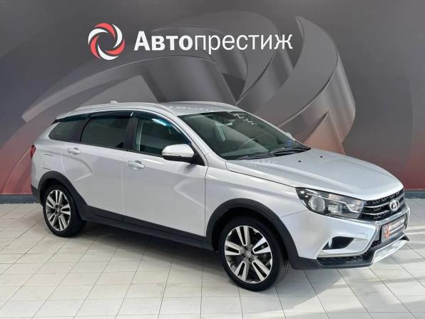 Lada (ВАЗ) Vesta I с пробегом 2019 года, цена 942 000 рублей, 104000 км, универсал, Автокод Объявления