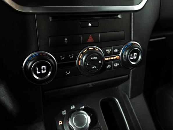 Land Rover Discovery IV с пробегом 2012 года, цена 1 699 700 рублей, 126833 км, внедорожник, Автокод Объявления