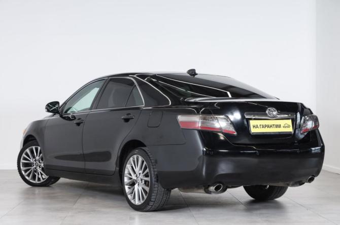 Toyota Camry VI (XV40) Рестайлинг с пробегом 2011 года, цена 1 099 000 рублей, 222000 км, седан, Автокод Объявления