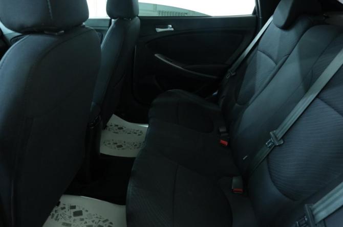 Hyundai Solaris I Рестайлинг с пробегом 2015 года, цена 1 189 000 рублей, 215000 км, седан, Автокод Объявления