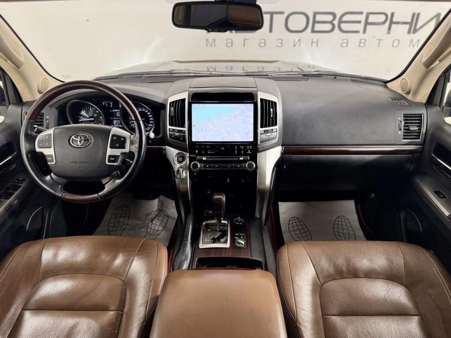 Toyota Land Cruiser 200 Series Рестайлинг 1 Санкт-Петербург  - изображение 7