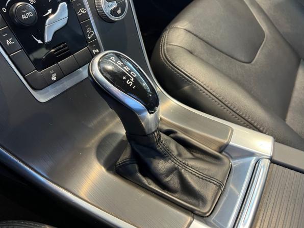 Volvo XC60 I Рестайлинг с пробегом 2014 года, цена 1 825 900 рублей, 236719 км, внедорожник, Автокод Объявления