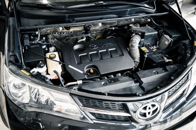 Toyota RAV4 IV (XA40) с пробегом 2013 года, цена 1 670 000 рублей, 201699 км, внедорожник, Автокод Объявления