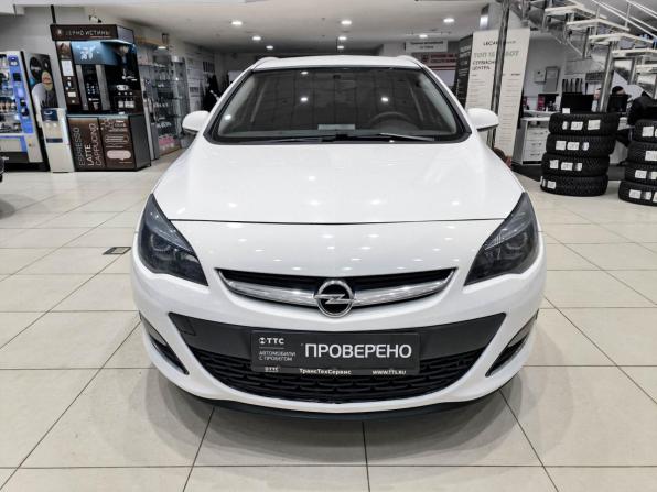 Opel Astra J Рестайлинг с пробегом 2013 года, цена 700 000 рублей, 211105 км, универсал, Автокод Объявления