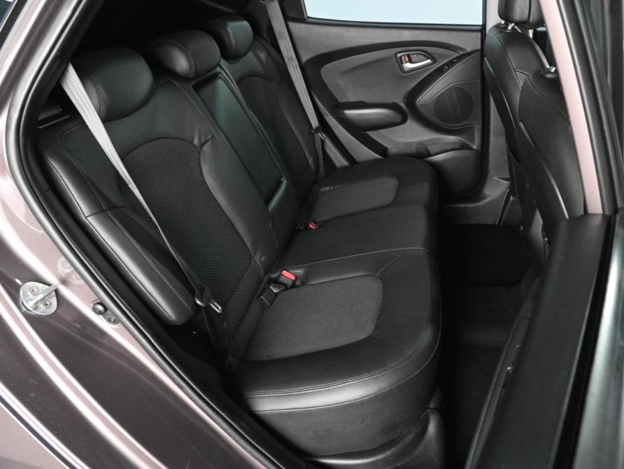 Hyundai ix35 I Рестайлинг Ростов-на-Дону  - изображение 7