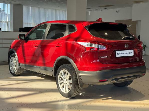 Nissan Qashqai II с пробегом 2017 года, цена 1 269 000 рублей, 139110 км, внедорожник, Автокод Объявления