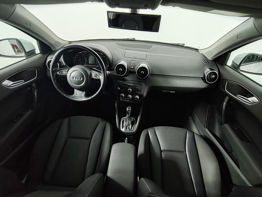 Audi A1 I (8X) Москва  - изображение 14