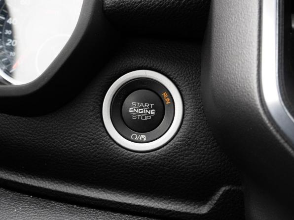 Ram 1500 V с пробегом 2021 года, цена 5 598 000 рублей, 105834 км, offers.body_type.unknown, Автокод Объявления